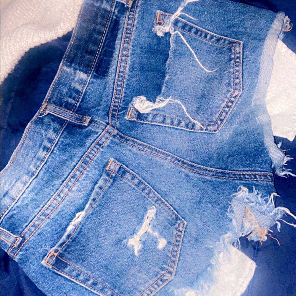 Ripped shorts